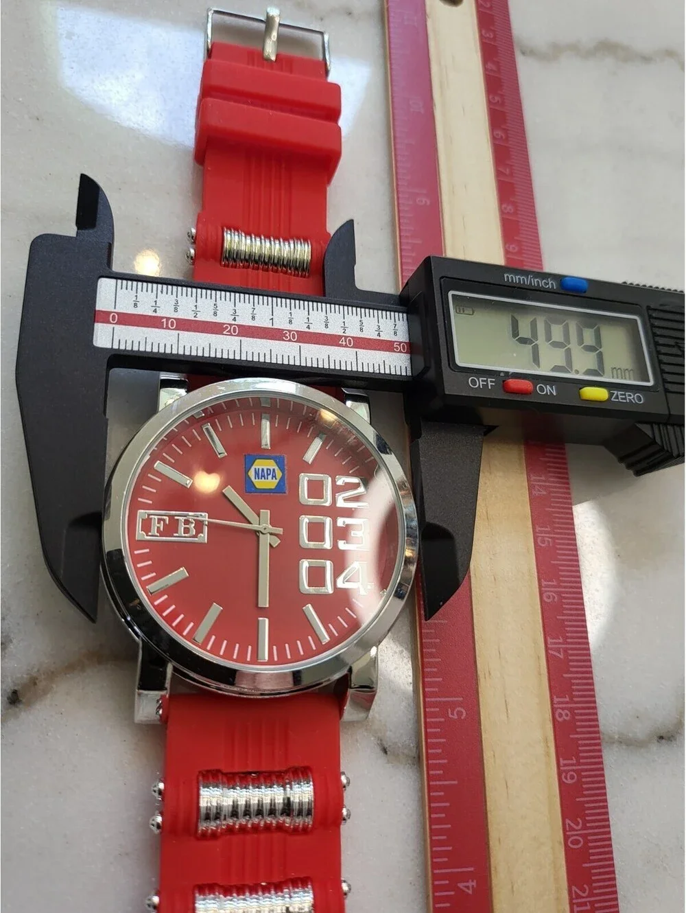 Men's Quartz Watch Working New Battery Automobilia 50mm NAPA Auto Part Works EUC